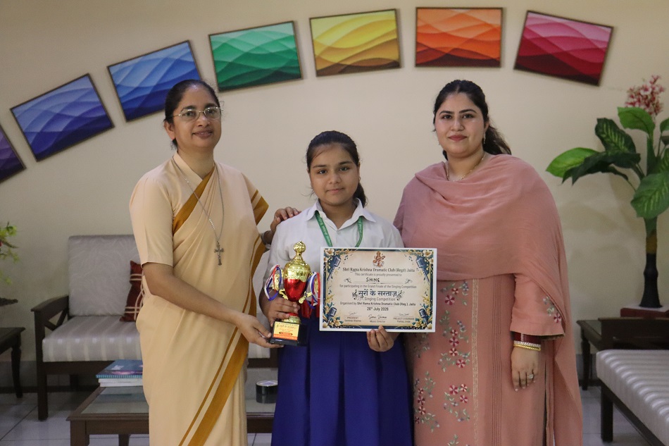 OUTSTANDING PERFORMANCE IN THE GRAND FINALE OF THE "SURON KE SARTAJ" SINGING COMPETITION